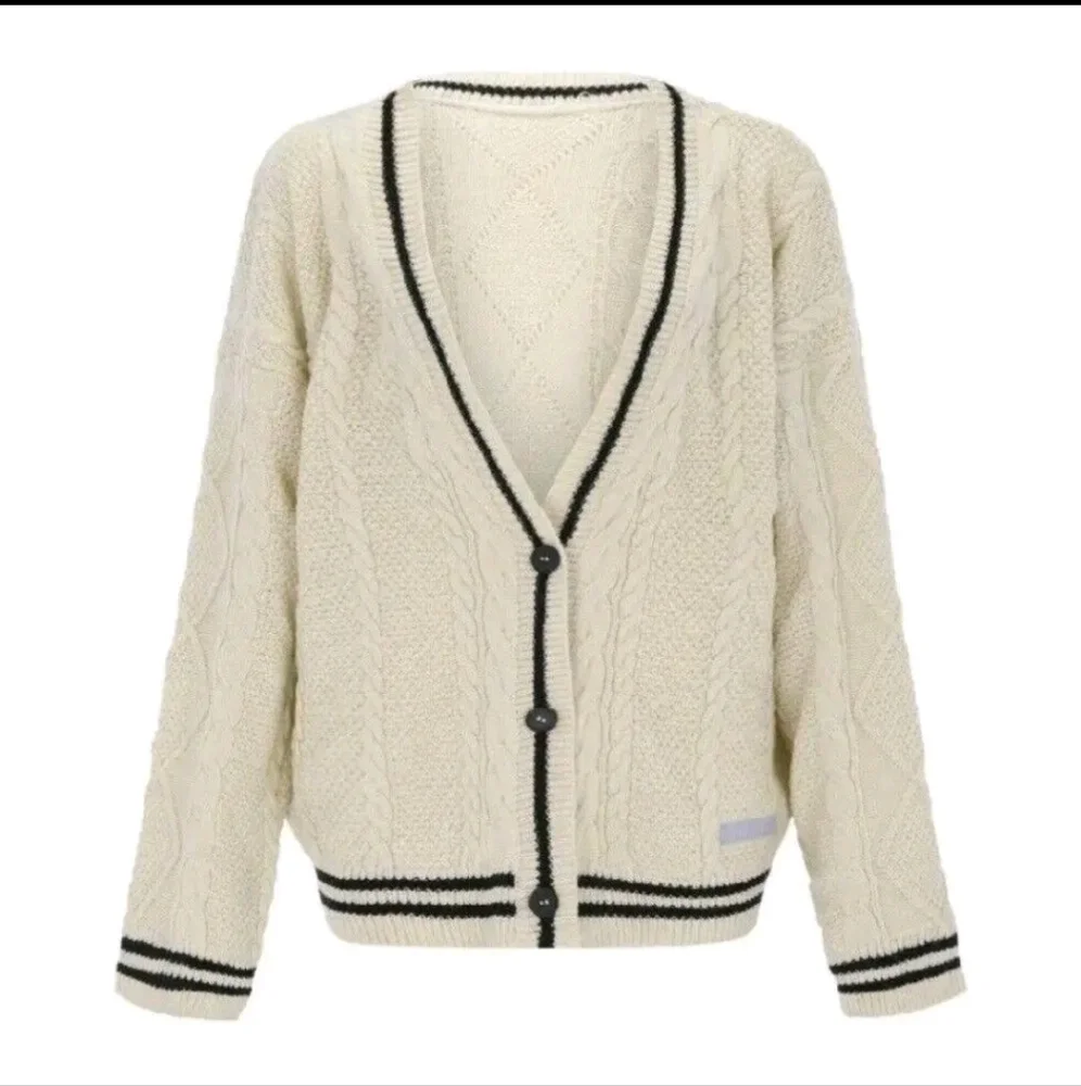 Oversized Cream Cable Knit Cardigan Sweater with Embroidery Star Design - NIP